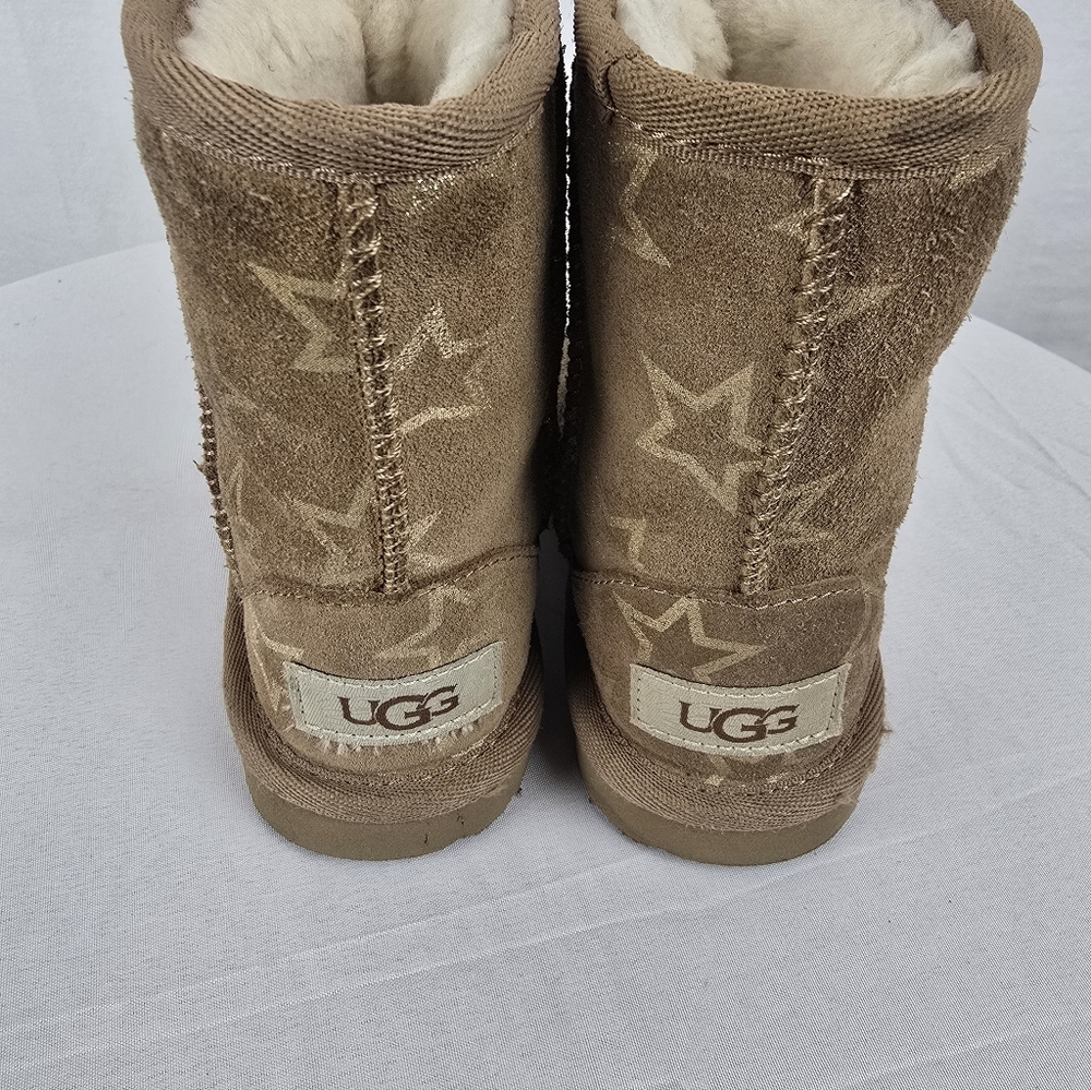 Ugg Brown Star Patterned Toddler Boots Sz 8T - Picture 3 of 9